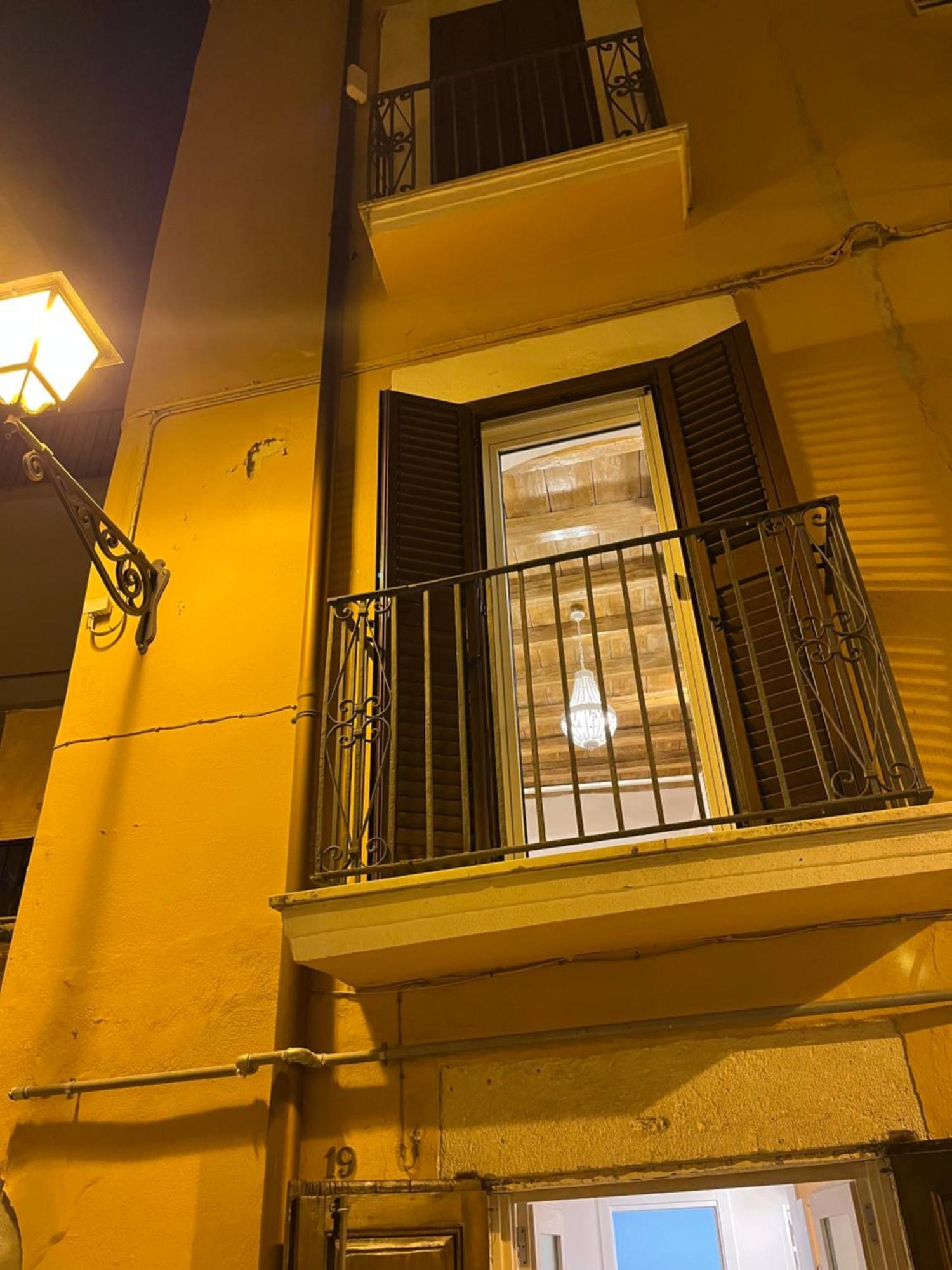 Casa Franca - Terracielo A Bari Vecchia Villa Bagian luar foto